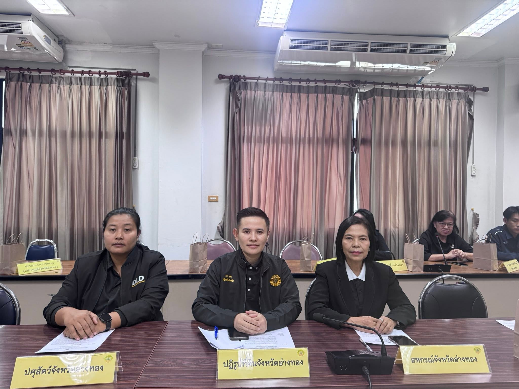 title - ประชุมการเตรียมความพร้อมการจัดทำ ข้อเสนอแผนงานหรือโครงการภายใต้พระราชกำหนดให้อำนาจกระทรวงการคลังกู้เงิน เพื่อแก้ไขปัญหา ผลกระทบจากสถานการณ์วิกฤตด้านพลังงานและสร้างการเปลี่ยนผ่านด้านพลังงานของประเทศ พ.ศ. 2569